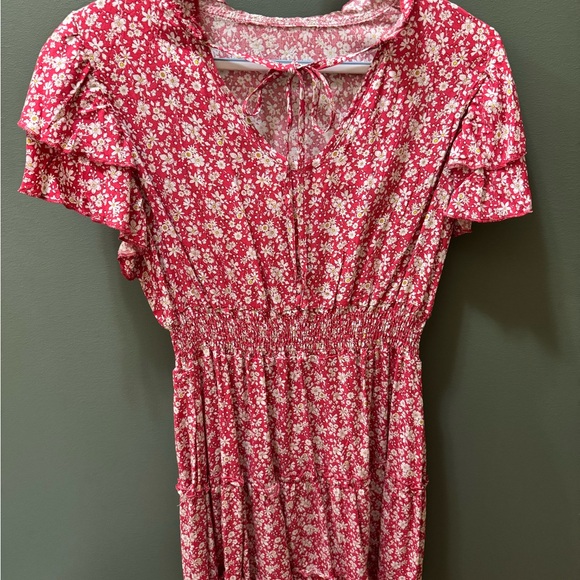 Dresses & Skirts - Floral Red Dress with Ruffle Sleeves